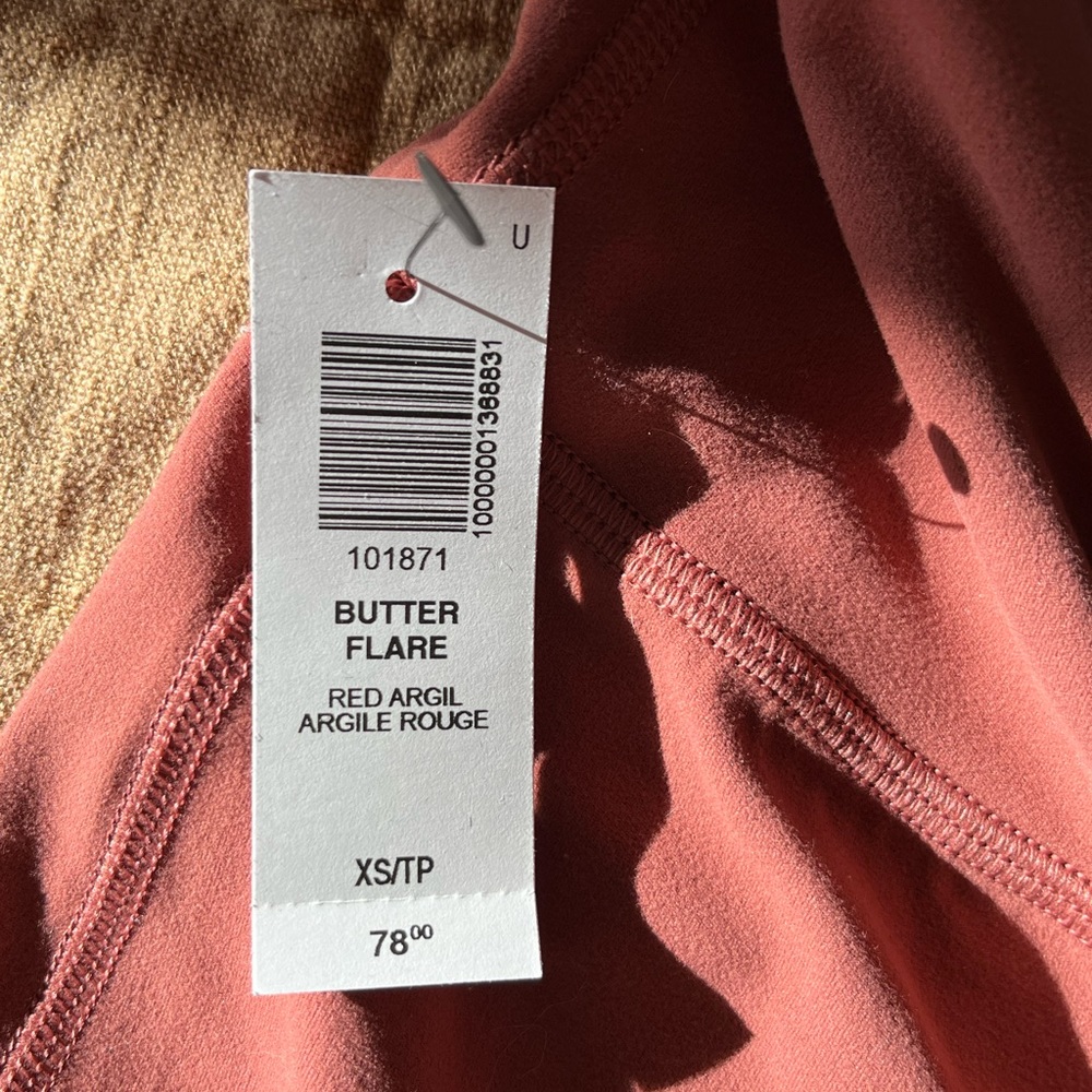Aritzia/Lululemon Athleisure bundle flare leggings - Picture 8 of 14
